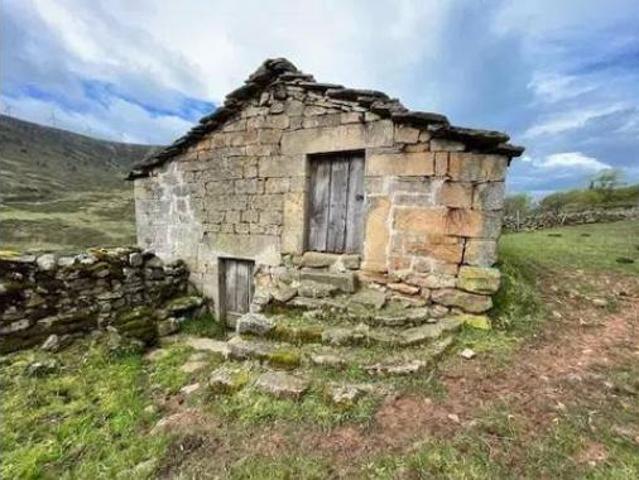 Casa Rural en venta en Merindad De Valdeporres, Castilla y León