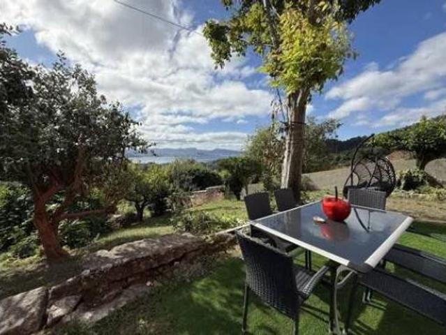 Casa Rural en venta en O Rosal, O Morrazo