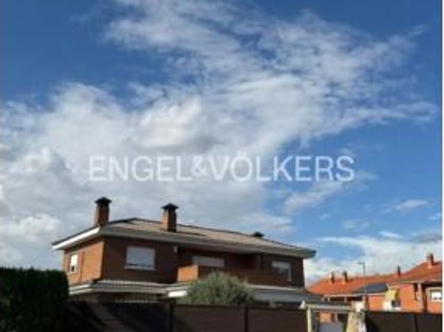 Casa Rural en venta en Parque Coimbra, Móstoles
