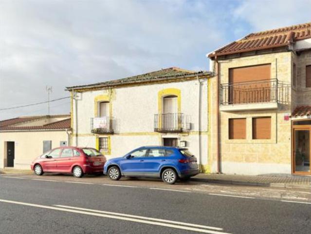 Casa Rural en venta en Mozárbez, Castilla y León