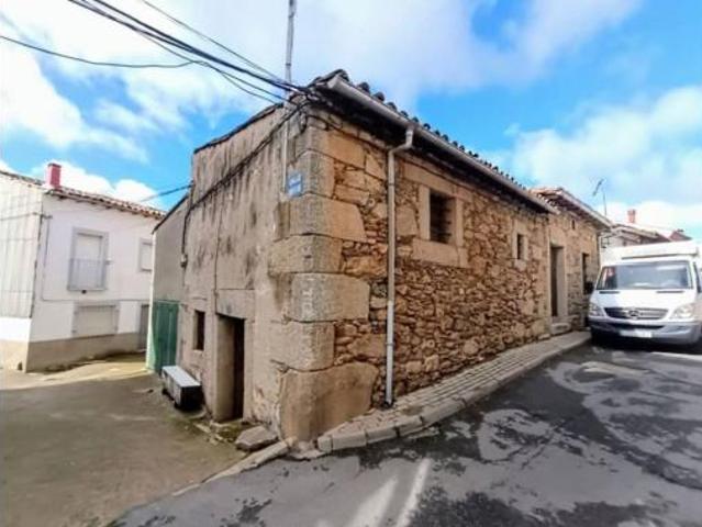 Casa Rural en venta en Navalonguilla, Castilla y León