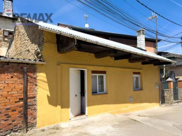 Casa Rural en venta en Toral de Merayo, El Bierzo