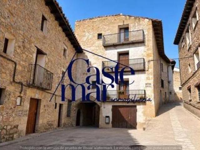 Casa Rural en venta en Puertomingalvo, Teruel