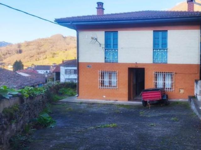 Casa Rural en venta en Quirós, Asturias