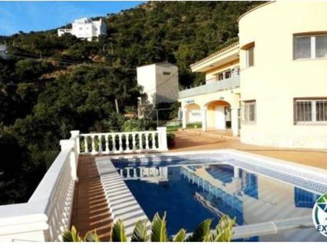 Casa Rural en venta en Roses, el Mas Fumats