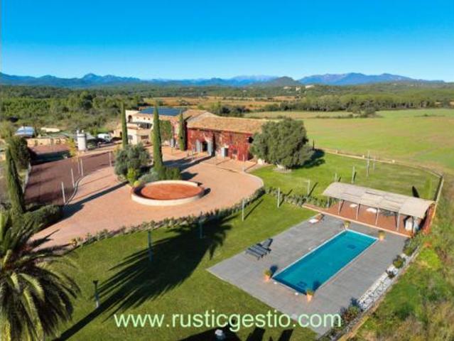Casa Rural en venta en Alt Empordà, Catalunya