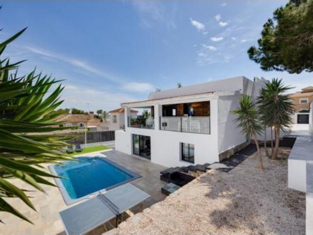 Casa Rural en venta en Urbanización Los Balcones, el Baix Segura / La Vega Baja