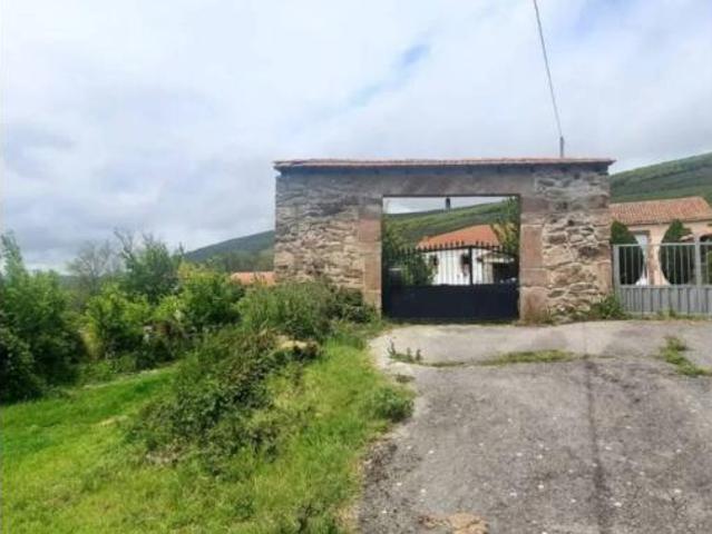 Casa Rural en venta en Valdeolea, Cantabria