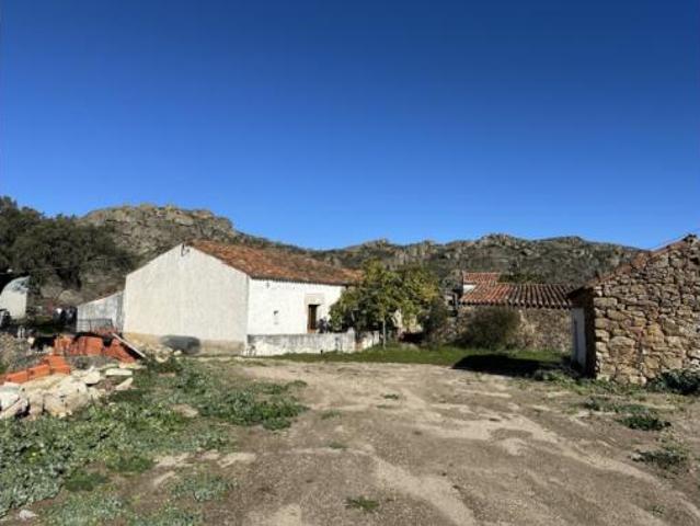 Casa Rural en venta en Valencia De Alcántara, Extremadura
