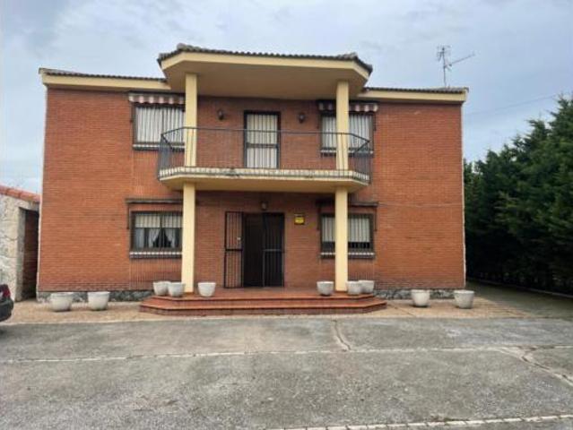 Chalet en venta en Polígono San Cristóbal, Valladolid