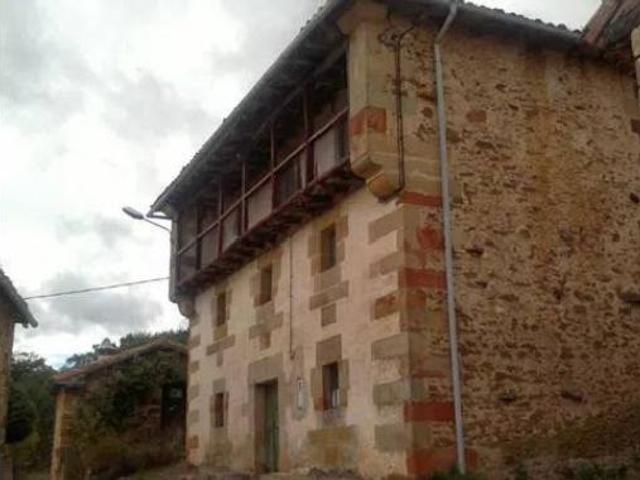 Casa Rural en venta en Valle De Manzanedo, Castilla y León