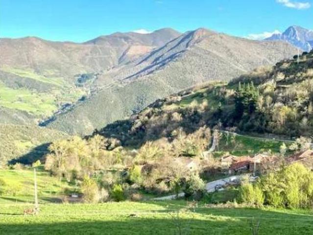 Casa Rural en venta en Vega De Liébana, Cantabria