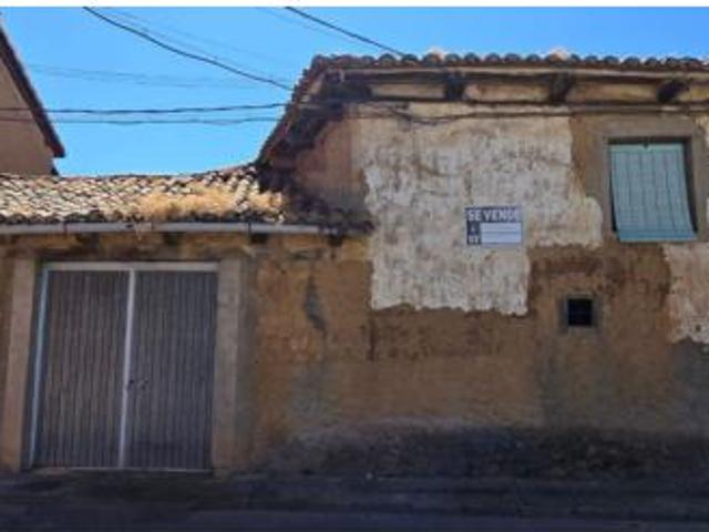 Casa Rural en venta en Villasinta de Torío, Villaquilambre