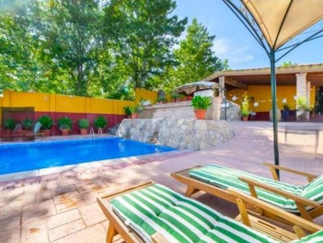 Casa Rural en venta en Villaviciosa De Odón