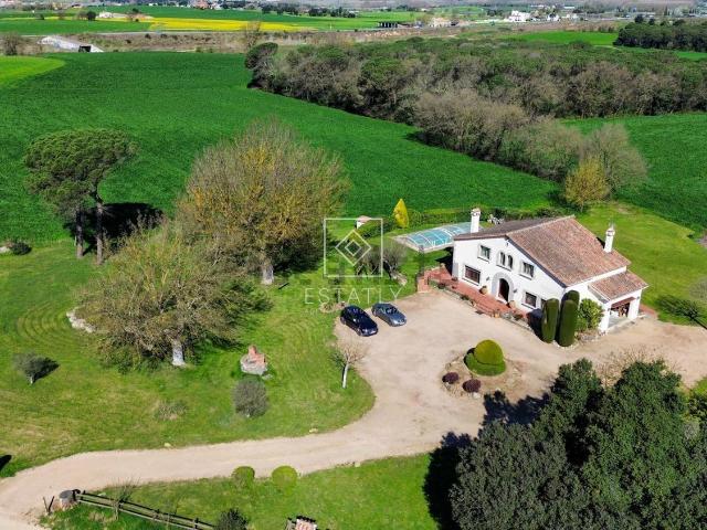 Casa Rural en venta en Vidreres