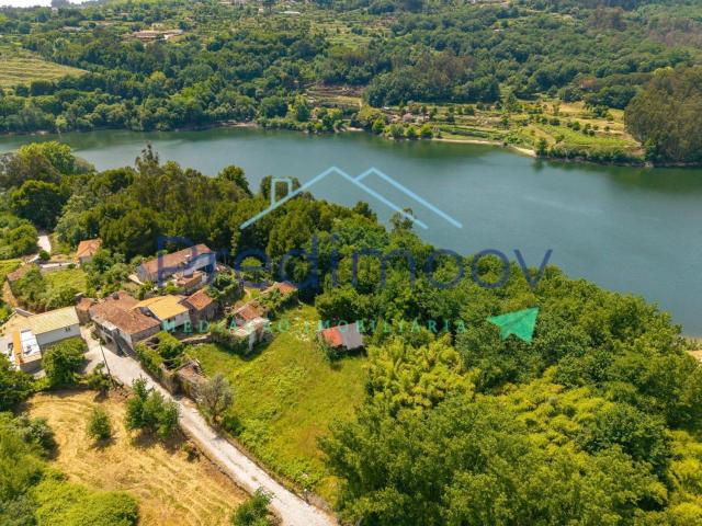 Quinta venda em Vila Boa do Bispo, Porto