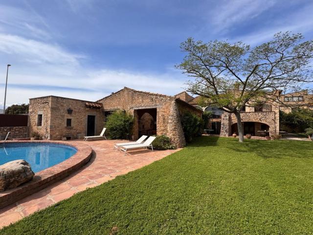 Casa Rural en venta en Alt Empordà, Catalunya