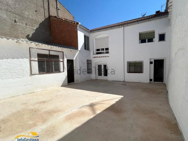 Casa Rural en venta en Villanueva De Los Infantes, Castilla-La Mancha