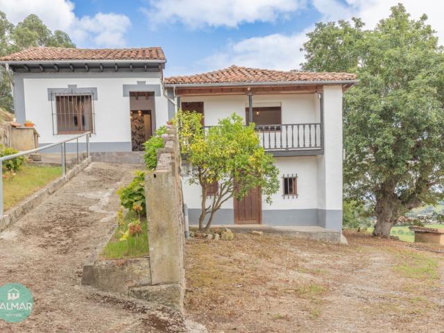 Casa Rural en venta en El Pedrosu, Villaviciosa