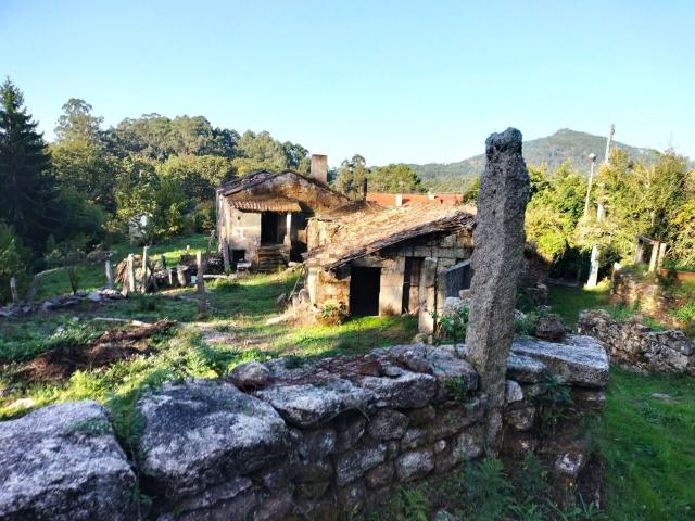 Casa Rural en venta en Vincios, Vigo