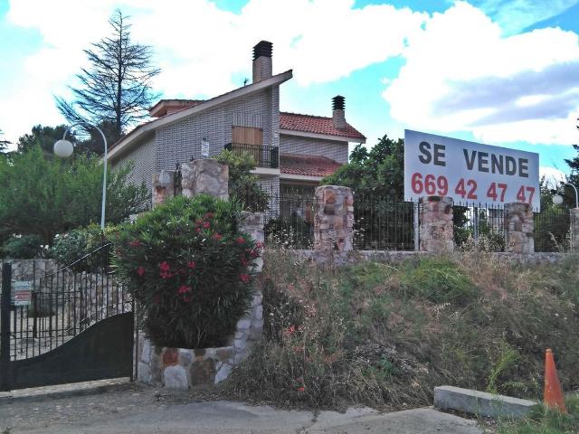 Casa Rural en venta en El Sepulcro, Carrascal Del Río