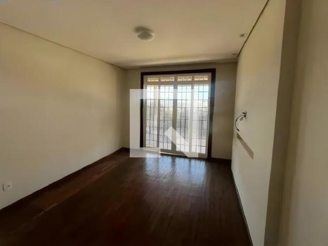 Casa aluguel em Região Geográfica Imediata de Belo Horizonte, Região Metropolitana de Belo Horizonte