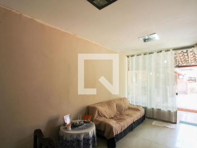 Casa aluguel em São Francisco, Belo Horizonte