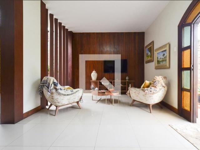 Casa aluguel em Região Geográfica Imediata de Belo Horizonte, Região Metropolitana de Belo Horizonte