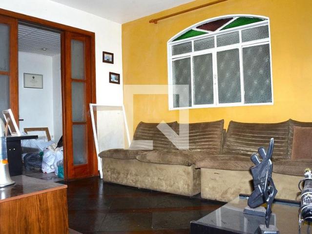 Casa aluguel em Região Geográfica Imediata de Belo Horizonte, Região Metropolitana de Belo Horizonte