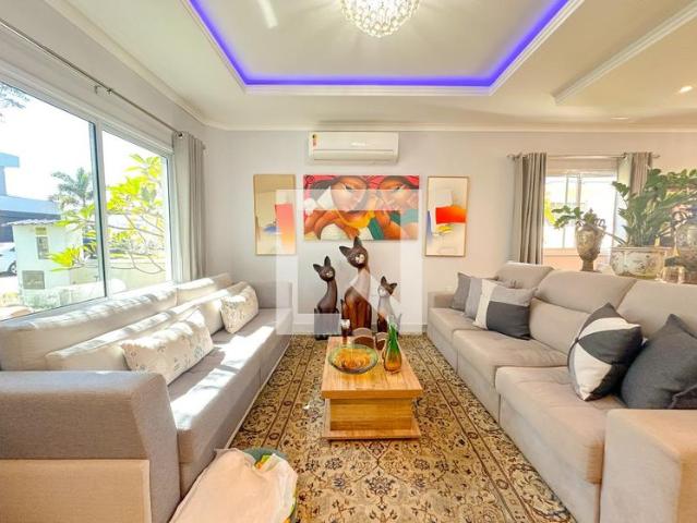 Casa aluguel em Região Geográfica Imediata de Florianópolis, Desterro