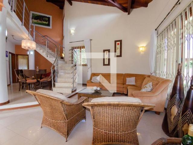 Casa aluguel em Região Geográfica Imediata de Florianópolis, Desterro