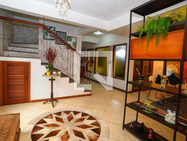 Casa aluguel em Região Geográfica Imediata de Porto Alegre, Região Metropolitana de Porto Alegre