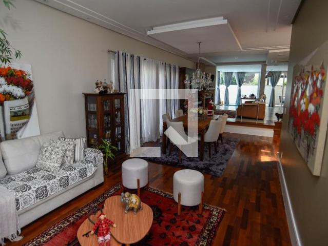 Casa aluguel em Região Geográfica Imediata de Porto Alegre, Região Metropolitana de Porto Alegre
