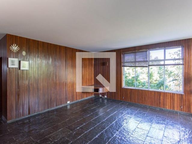 Casa aluguel em Região Geográfica Imediata de Belo Horizonte, Região Metropolitana de Belo Horizonte