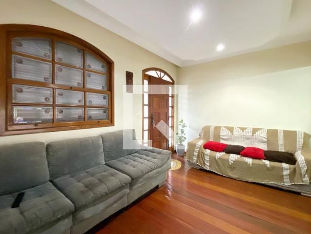 Casa aluguel em Região Geográfica Imediata de Belo Horizonte, Região Metropolitana de Belo Horizonte