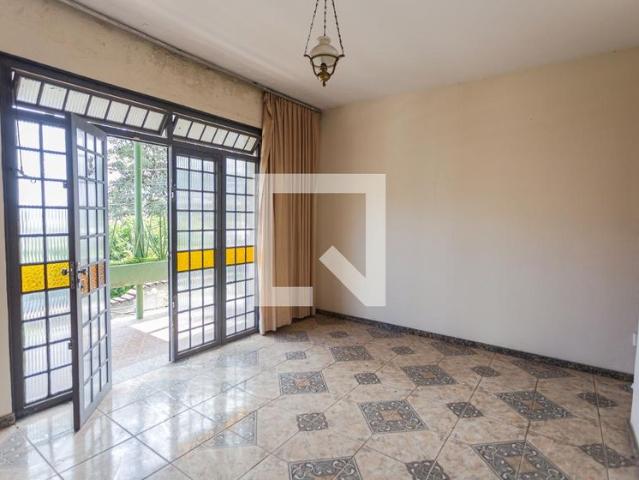 Casa aluguel em Região Geográfica Imediata de Belo Horizonte, Região Metropolitana de Belo Horizonte