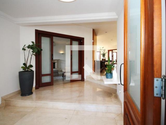 Casa aluguel em Região Imediata de São Paulo, Região Metropolitana de São Paulo