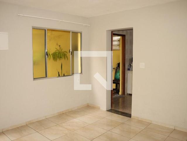 Casa aluguel em Vila Jardim Rodolfo Pirani, São Paulo
