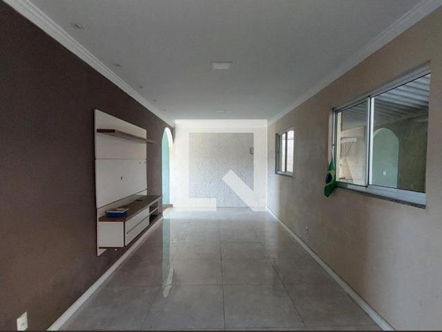 Casa aluguel em Região Geográfica Imediata do Rio de Janeiro, Região Metropolitana do Rio de Janeiro