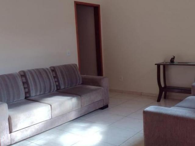 Casa venda em Região Imediata de Taubaté-Pindamonhangaba, Região Metropolitana do Vale do Paraíba e Litoral Norte