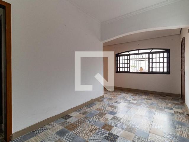 Casa aluguel em Região Imediata de São Paulo, Região Metropolitana de São Paulo