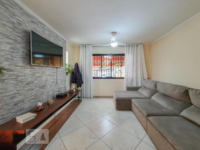 Casa aluguel em Sacomã, Biritiba-Mirim