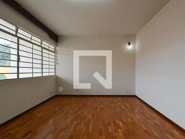 Casa aluguel em Região Geográfica Imediata de Belo Horizonte, Região Metropolitana de Belo Horizonte