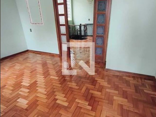 Casa aluguel em Região Geográfica Imediata de Belo Horizonte, Região Metropolitana de Belo Horizonte