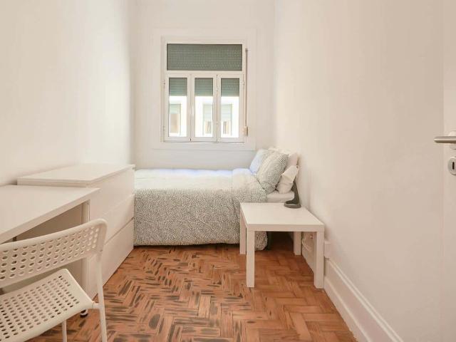 Quarto alugar em Avenidas Novas, Lisboa