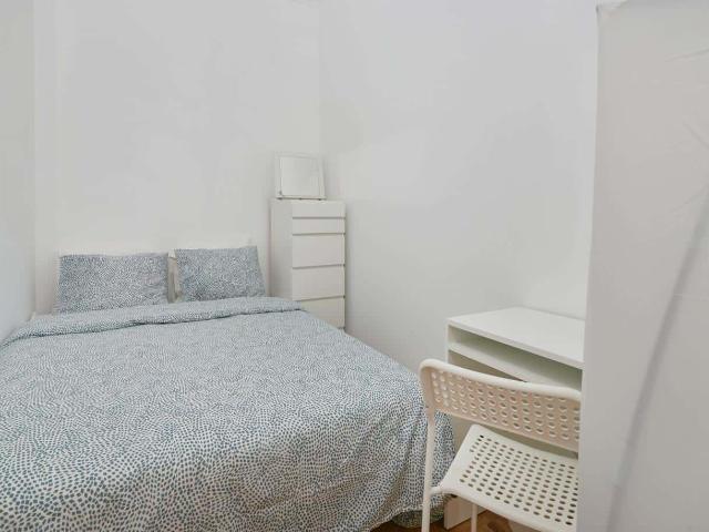 Quarto alugar em Avenidas Novas, Lisboa