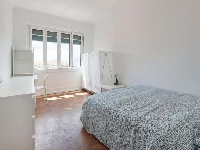 Quarto alugar em Avenidas Novas, Lisboa