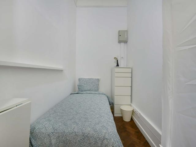 Quarto alugar em Avenidas Novas, Lisboa