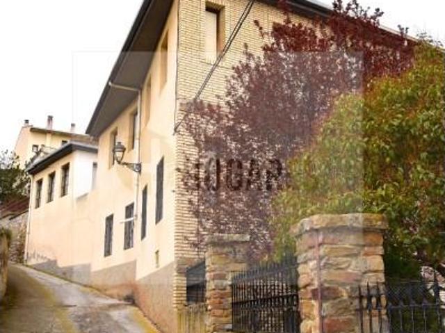 Casa en venta en San Pedro Manrique, Castilla y León