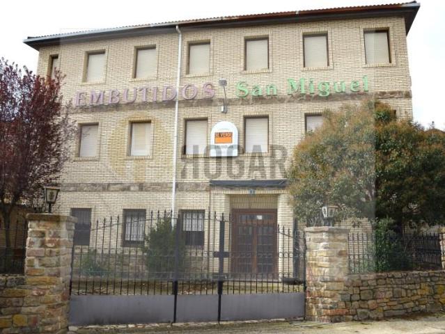 Casa en venta en San Pedro Manrique, Castilla y León